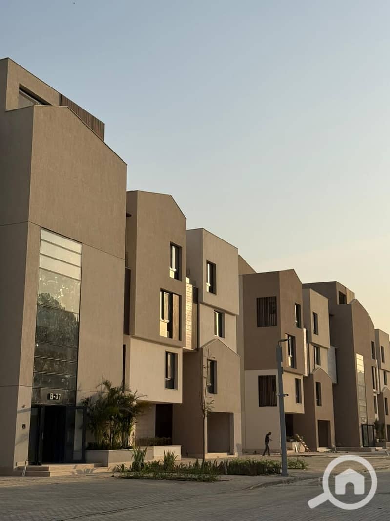 3 WhatsApp Image 2025-11-18 at 1.35. 35 PM (1). jpeg