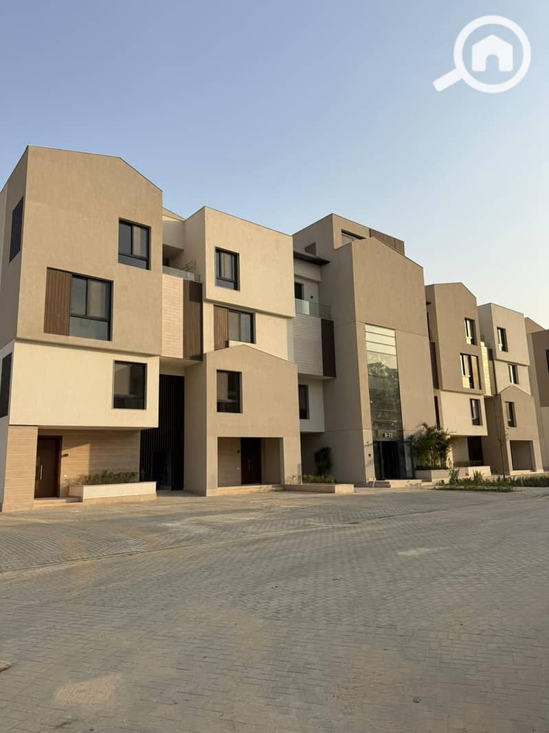 4 WhatsApp Image 2025-11-18 at 1.35. 36 PM. jpeg