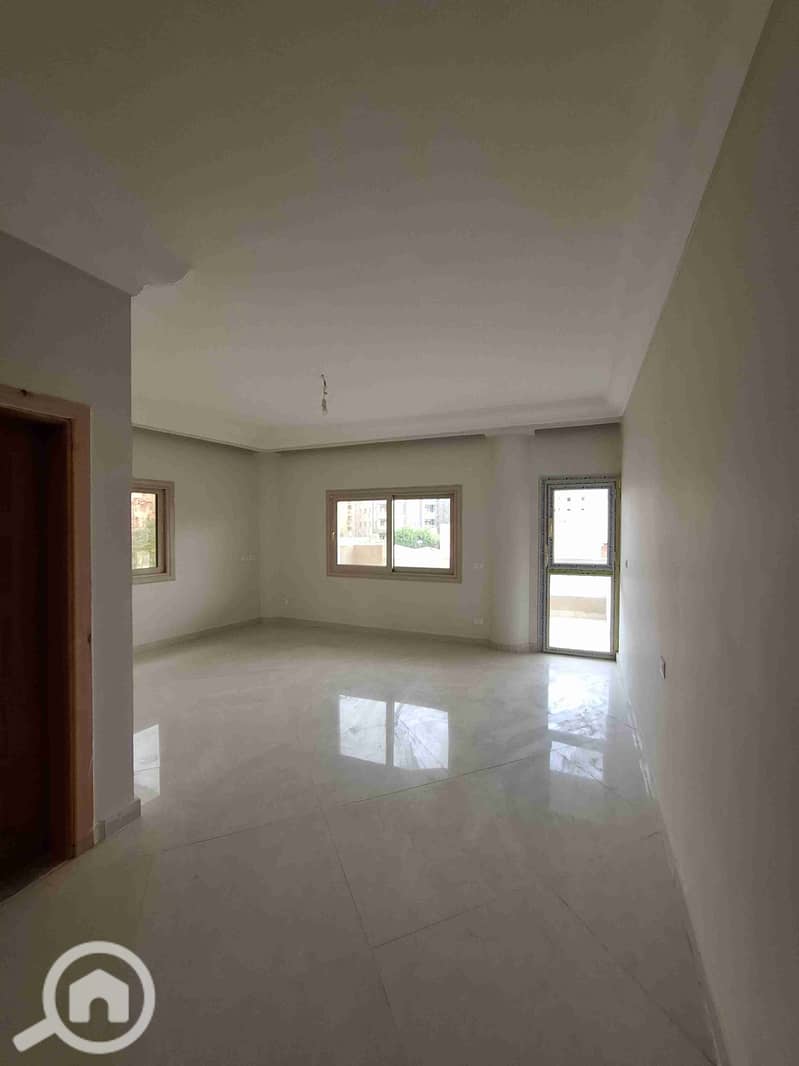 1000478047. jpg 1000478047. jpg