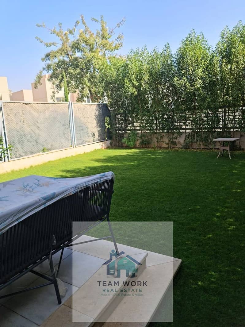 15 f6ce631f-70ed-4e83-b680-cdbc58a425c2. jpg