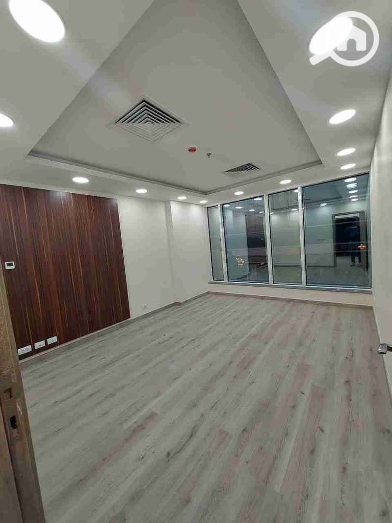 1000159953. jpg 1000159953. jpg