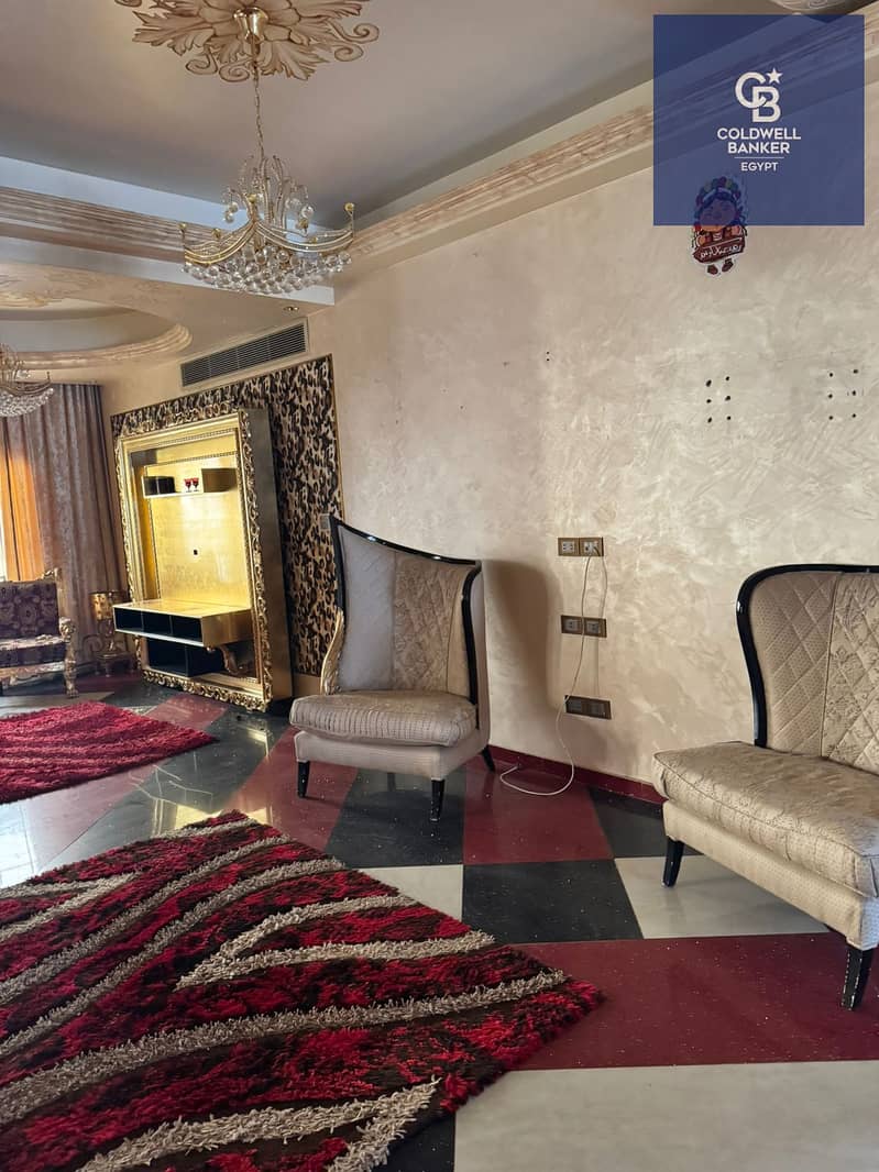 12 f3c8442b-3701-415b-97c3-cfe85967efa6. jpeg