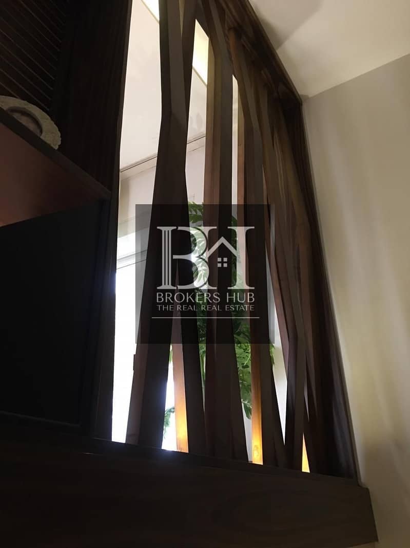 7 9878fb73-ca57-46a0-a166-553887f9c163. jpeg