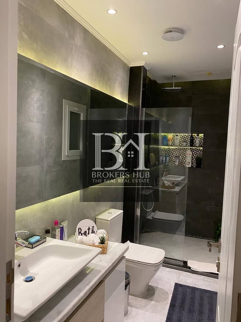 8 52543235-8825-4d06-8833-83ca75cf0ebe. jpeg