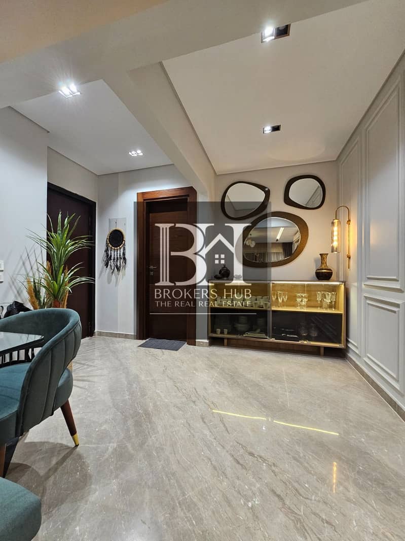 3 fab7666e-4f46-42d5-8380-ba441ac780ab. jpeg