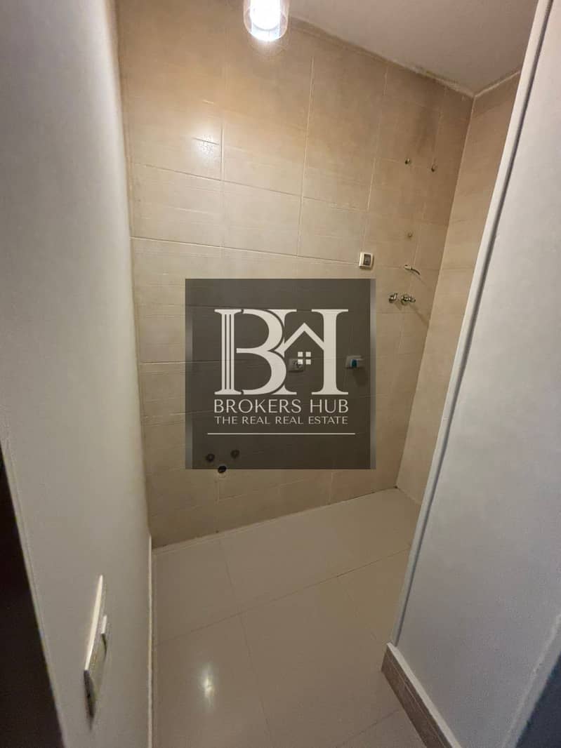 15 f800ce9b-9b06-4cfa-b4a4-06fe00cab313. jpeg