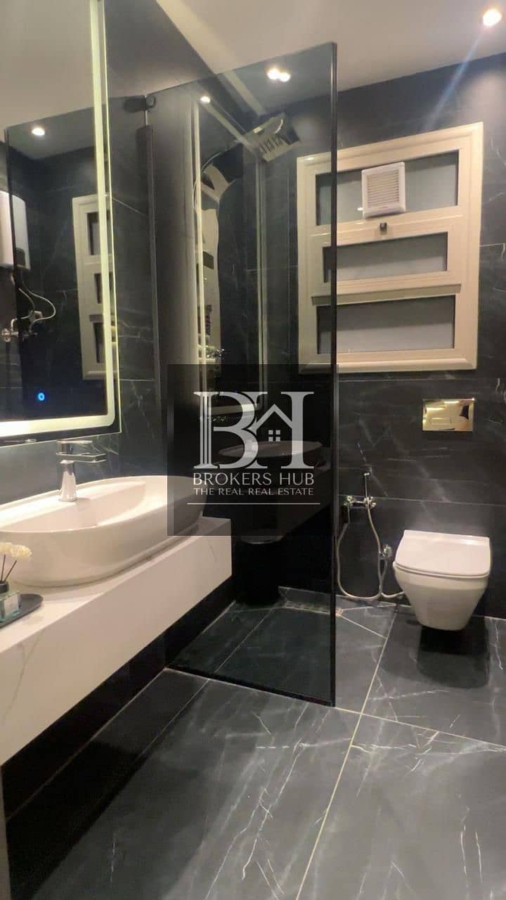 2 6594bd78-8d0d-48b3-835e-21cf78ecc812. jpeg