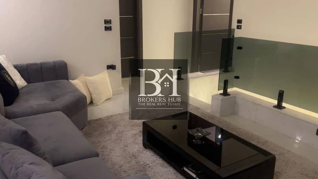 10 c56e922d-43fb-4f0a-9018-b810eb5596d7. jpeg