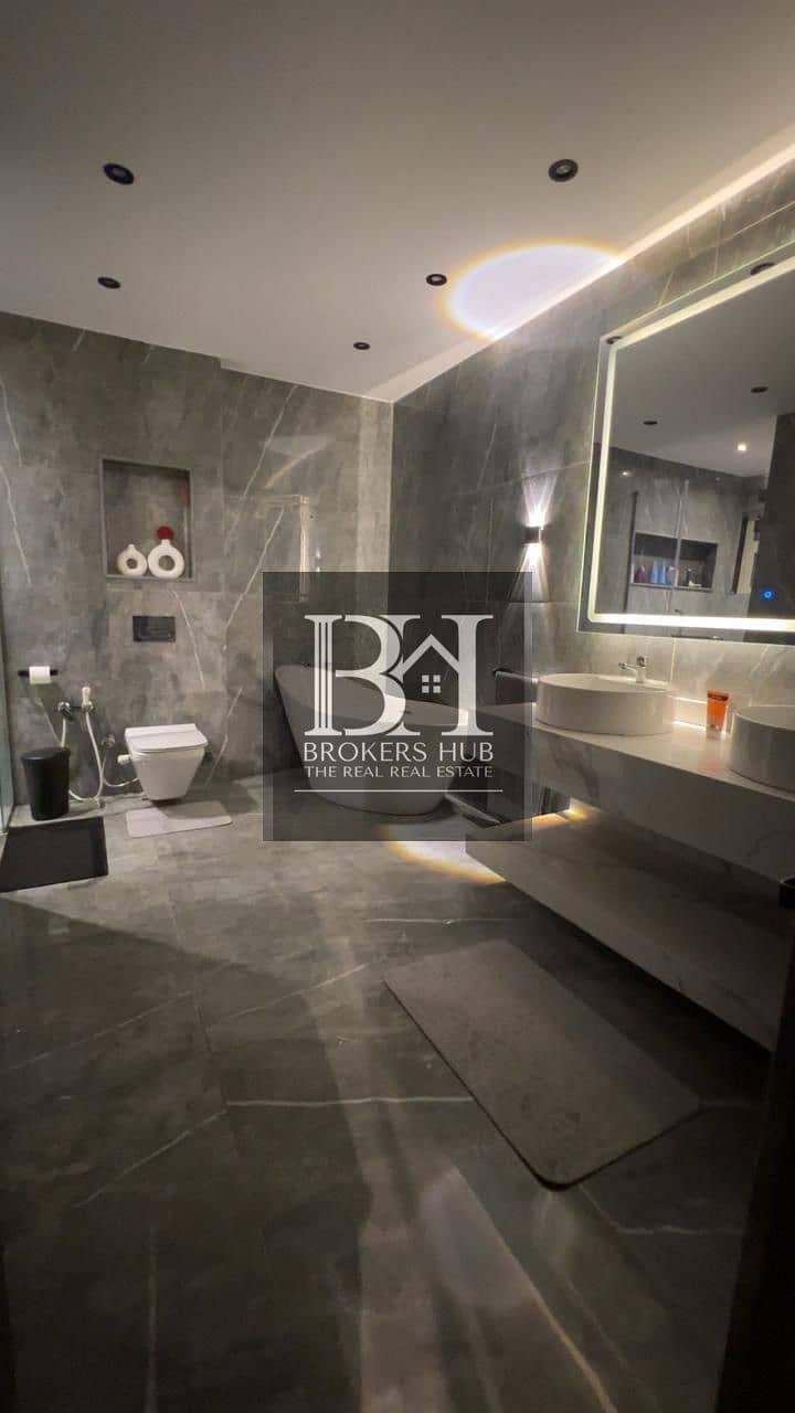 13 f9c098ed-4665-4ff0-b3ea-8a92a3b5be3e. jpeg