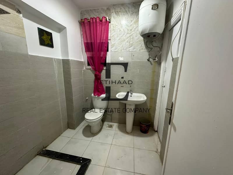 5 WhatsApp Image 2025-11-17 at 5.47. 28 PM (2). jpeg