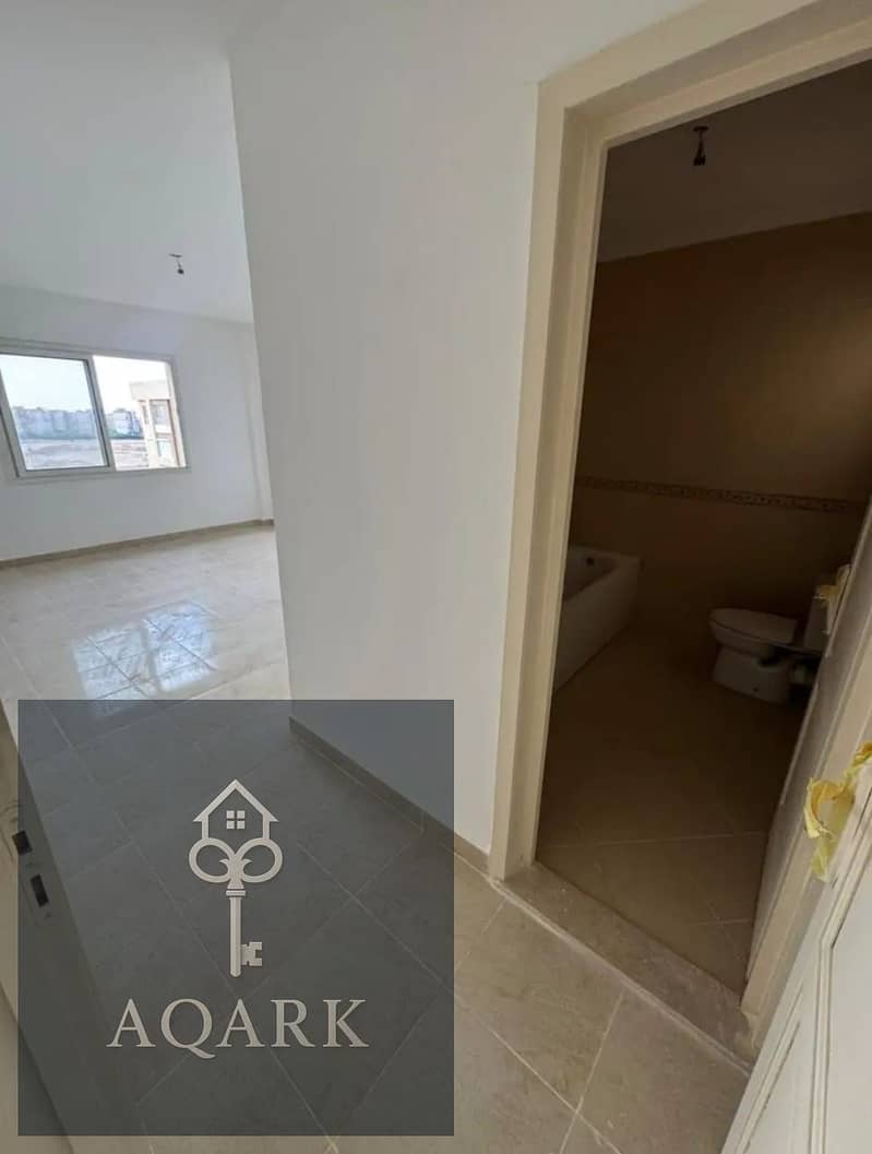 3 7e4065ad-88c6-4786-b900-7ec1f4d91c66. jpg