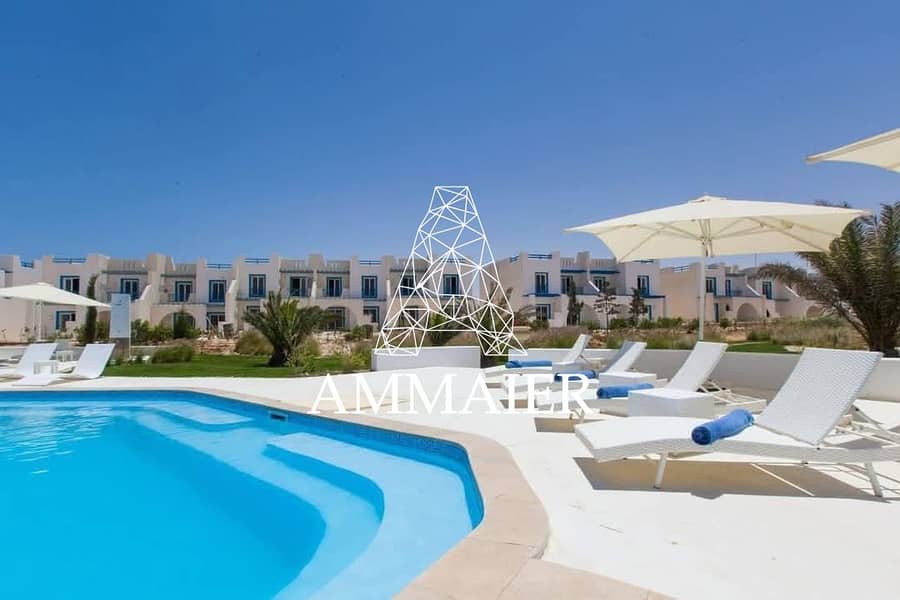 4 17f5f8a9-3a2b-4d84-b98a-1530a0c83fd4. jpg