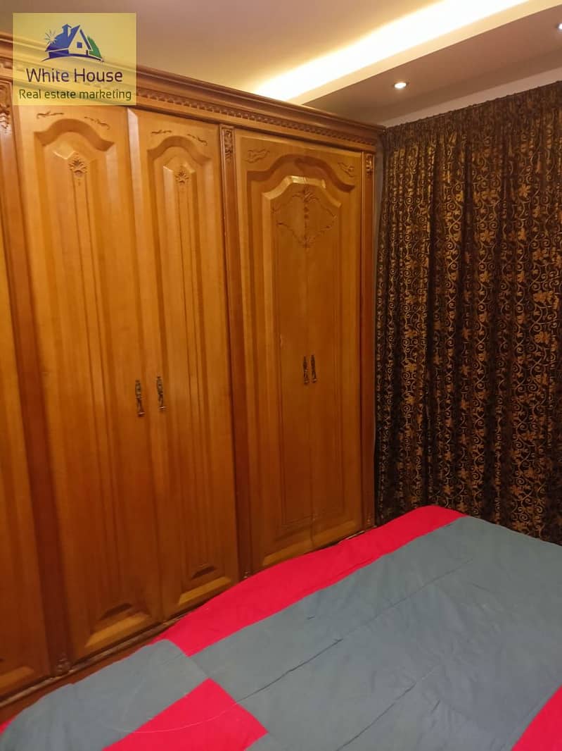 12 0356ad60-c955-4c36-bf53-23fb6c8af23b. jpg