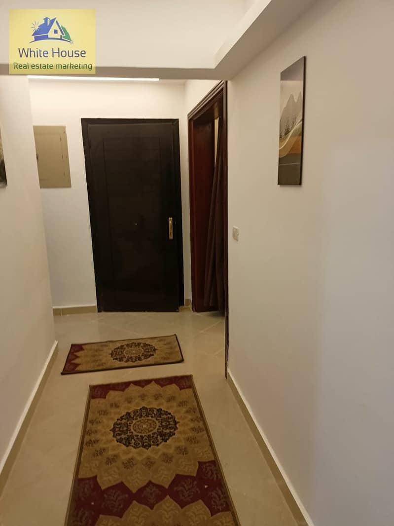 27 dbb9b9d3-5067-43c7-ae23-a469b2d429c4. jpg