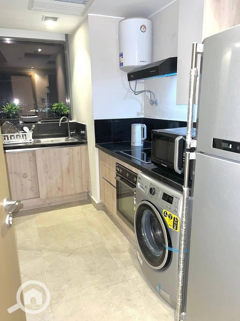 13 fbc37dd6-389a-4103-8589-d6b013175ddc. jpeg