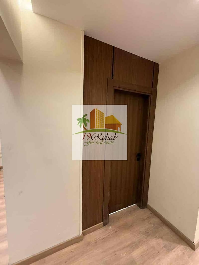 3 a5c766eb-9f17-4ff4-a369-6d0656c36595. jpg