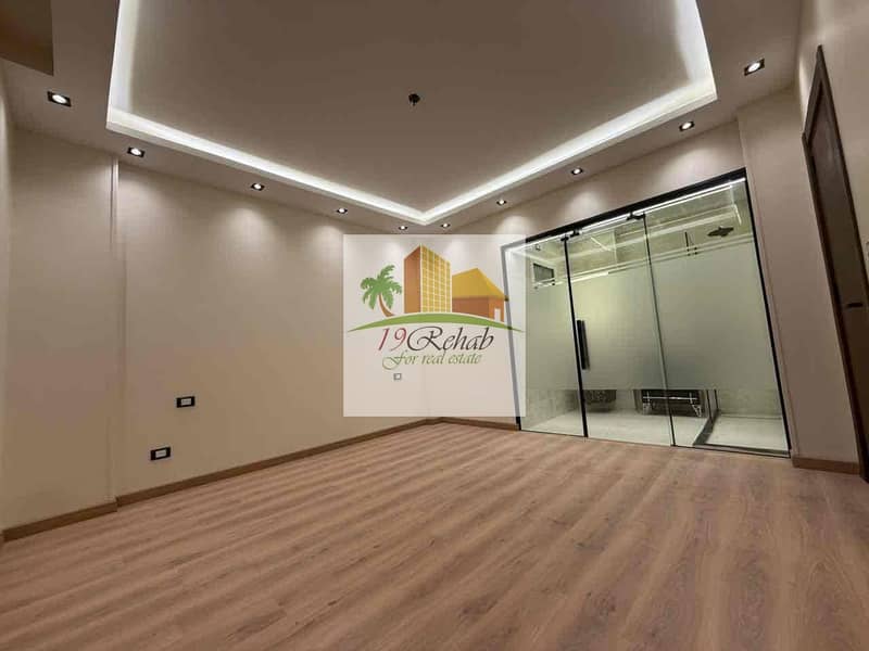 6 f7af2e2f-cf3b-4e42-af2b-469af2ba9bc6. jpg