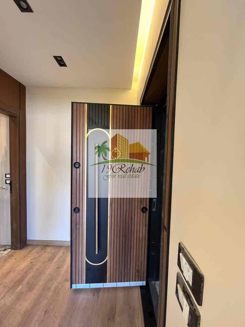 9 48c716e6-e282-4720-84df-ec21ca19504a. jpg