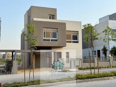 فیلا 5 غرف نوم للبيع في الشيخ زايد، الجيزة - 25bad7c5-72e8-476e-abf2-9a6cf8640c36. jpg فیلا 5 غرف نوم للبيع في الشيخ زايد، الجيزة - 25bad7c5-72e8-476e-abf2-9a6cf8640c36. jpg