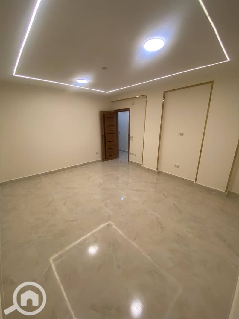 4 WhatsApp Image 2025-11-18 at 6.03. 05 PM (1). jpeg