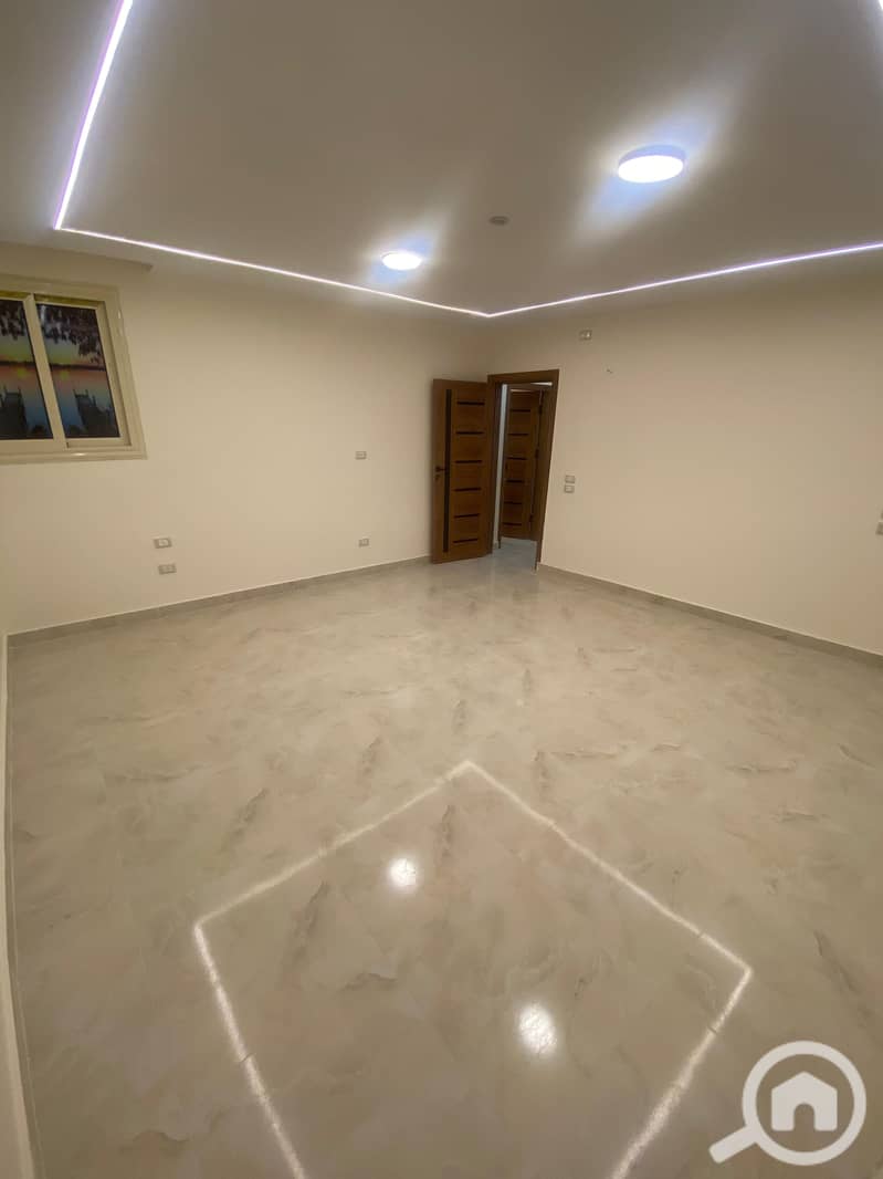 5 WhatsApp Image 2025-11-18 at 6.03. 05 PM (2). jpeg