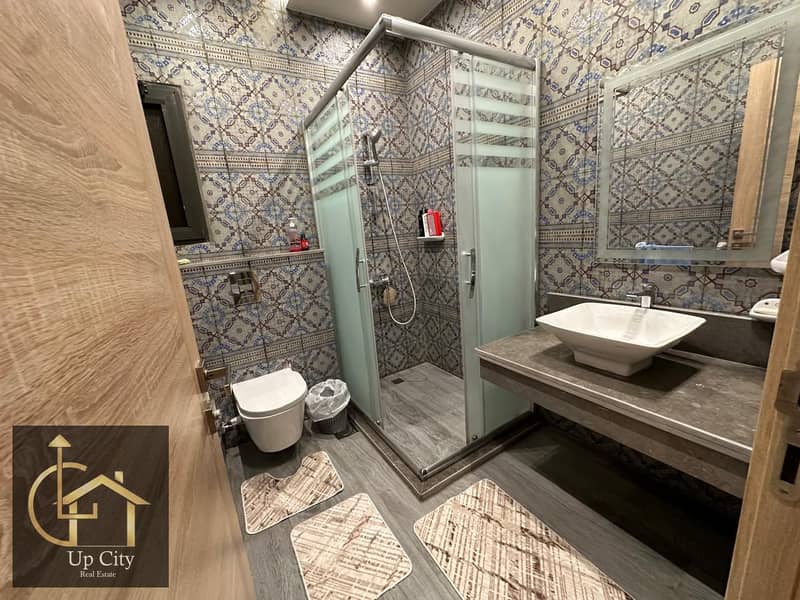 9 WhatsApp Image 2025-11-18 at 16.49. 47 (5). jpeg