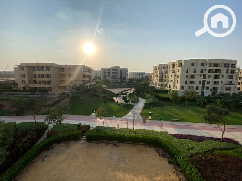 2 f5bb92c2-9721-4e1f-9979-deca1645e06f. jpg