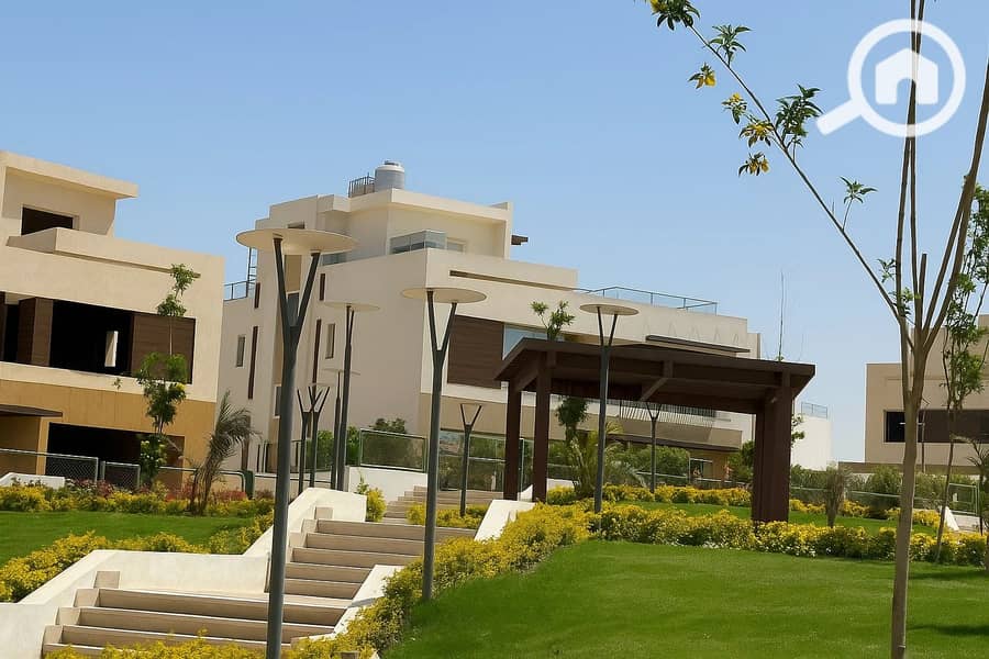 4 assets_task_01k0rww0b0eett5d3378j8xhke_1753182364_img_0. jpg