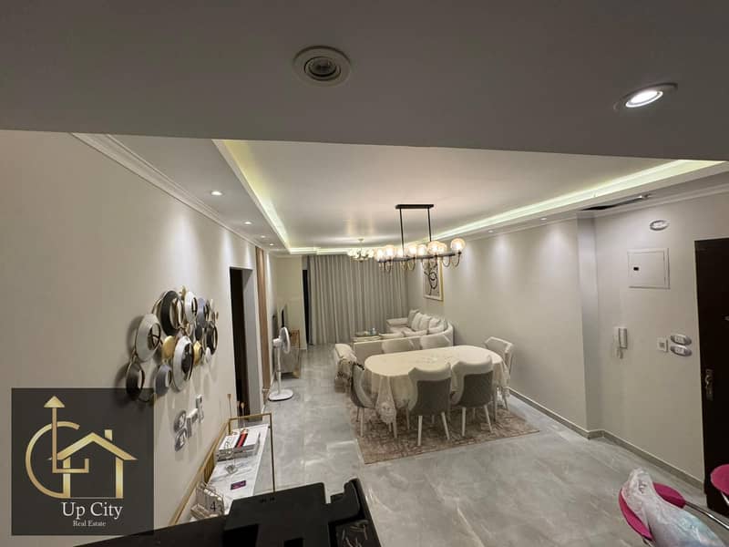 9 WhatsApp Image 2025-11-18 at 16.52. 44 (1). jpeg