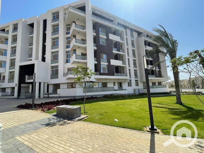 4 76c797ab-5206-4f7a-813f-d9805cab6a54. jpeg