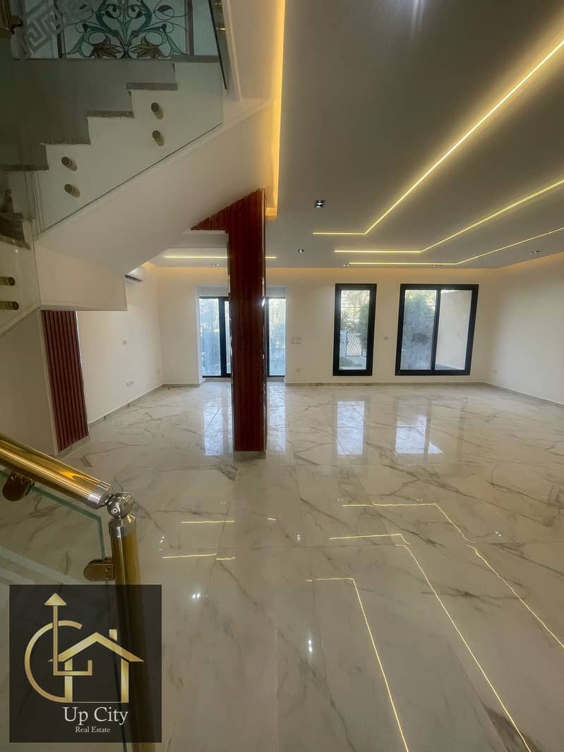 2 WhatsApp Image 2025-11-18 at 16.53. 31 (1). jpeg