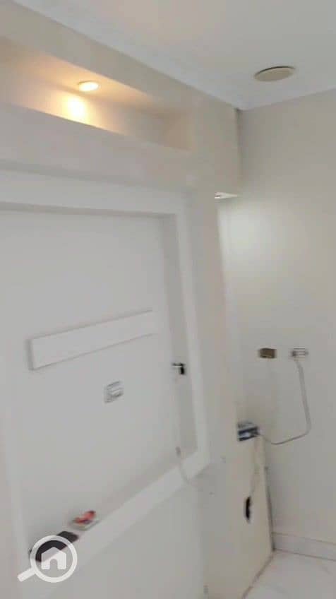 3 WhatsApp Video 2025-11-18 at 18.40. 10_a89679fd_000042. jpg