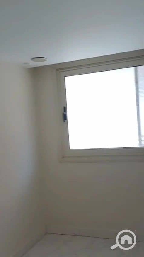 4 WhatsApp Video 2025-11-18 at 18.40. 10_a89679fd_000013. jpg