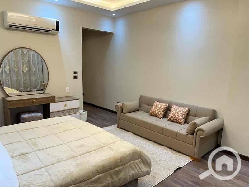 4 4791f61a-5839-4086-8c6e-2713c0ac799b. jpg