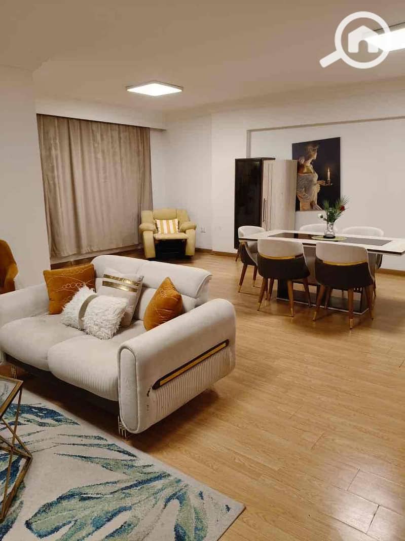 8 226d06ac-68da-405d-81c7-8dd6044b1933. jpg