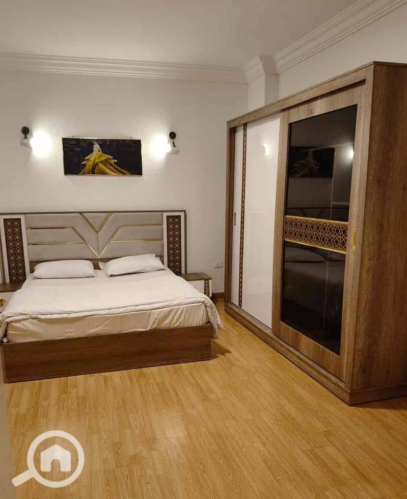 15 08599bd7-be6e-4e73-82bd-570f2ca63dfa. jpg