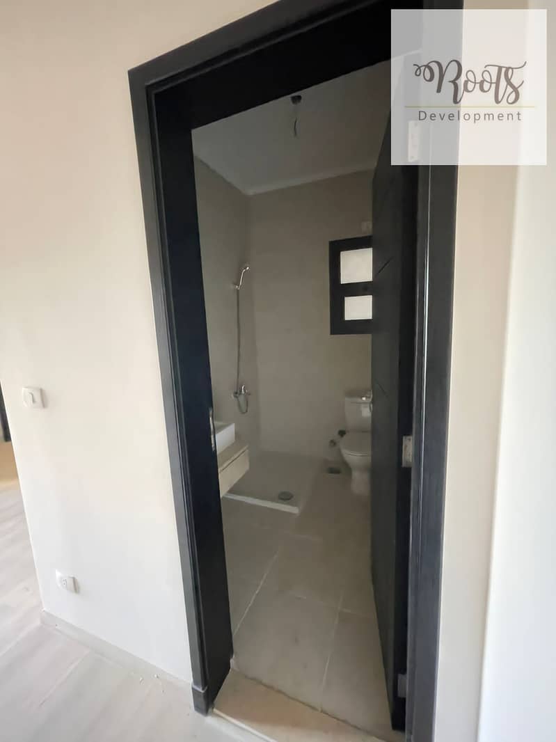 6 WhatsApp Image 2025-11-17 at 21.35. 29. jpeg