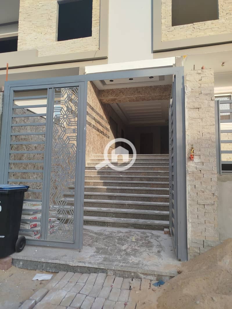 13 250acbdf-afa4-412a-8abf-a4f0ebe0c902. jpg