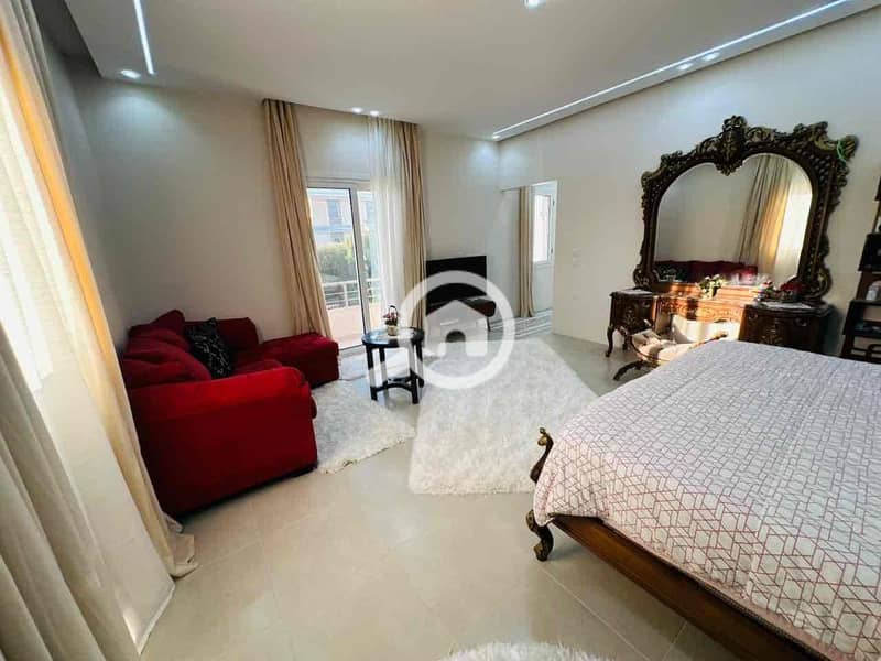 11 c9f2d306-e765-484a-9bed-ee988821e8a0. jpg