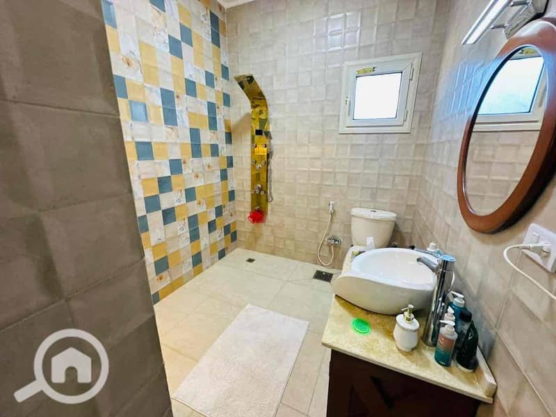 14 7f18ddf5-b775-4e58-bc69-d3dd7dca558f. jpg