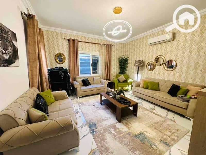 27 4e9177b6-4abe-4ed7-ac95-bd8547af563c. jpg