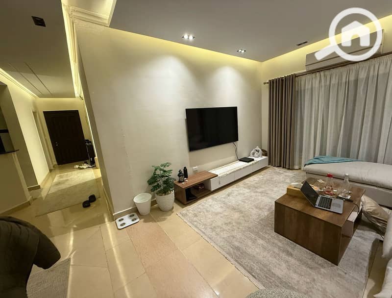 3 f3dfb9a6-3a57-4e94-9ee5-9a8dc05b33fa. jpeg