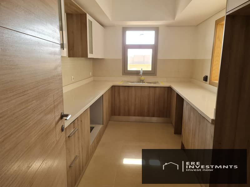 10 cce5d456-d9ac-4394-8969-c98611ba93e7. jpg