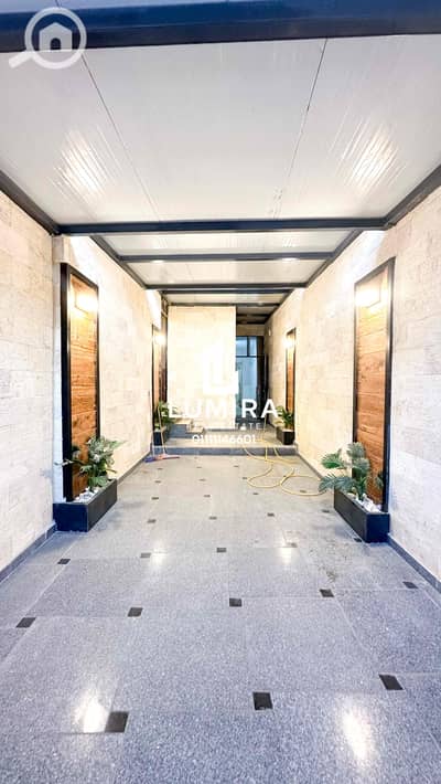 مجمع تجاري  للايجار في المقطم، القاهرة - IMG_6473. jpg