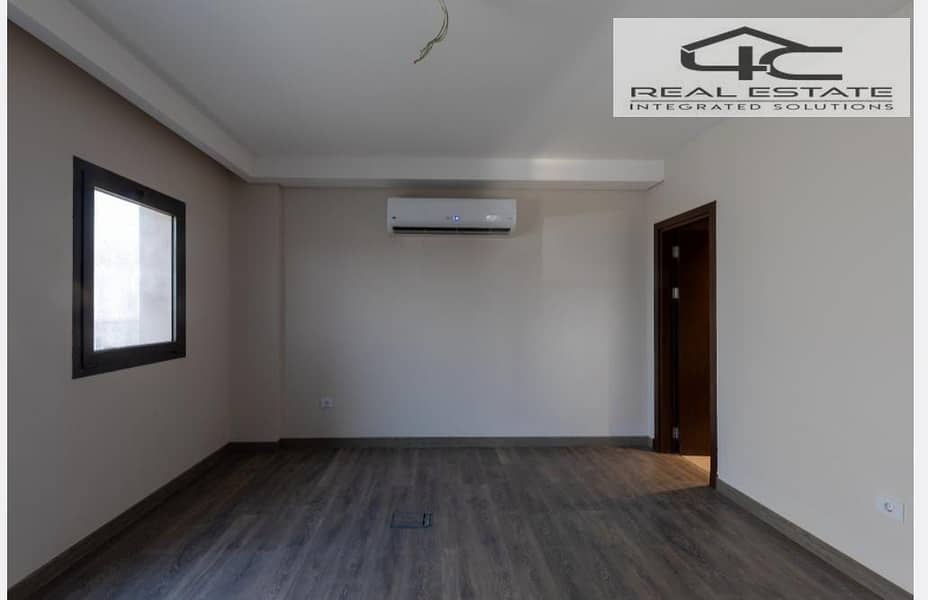 7 WhatsApp Image 2025-11-03 at 18.05. 05 (1). jpeg