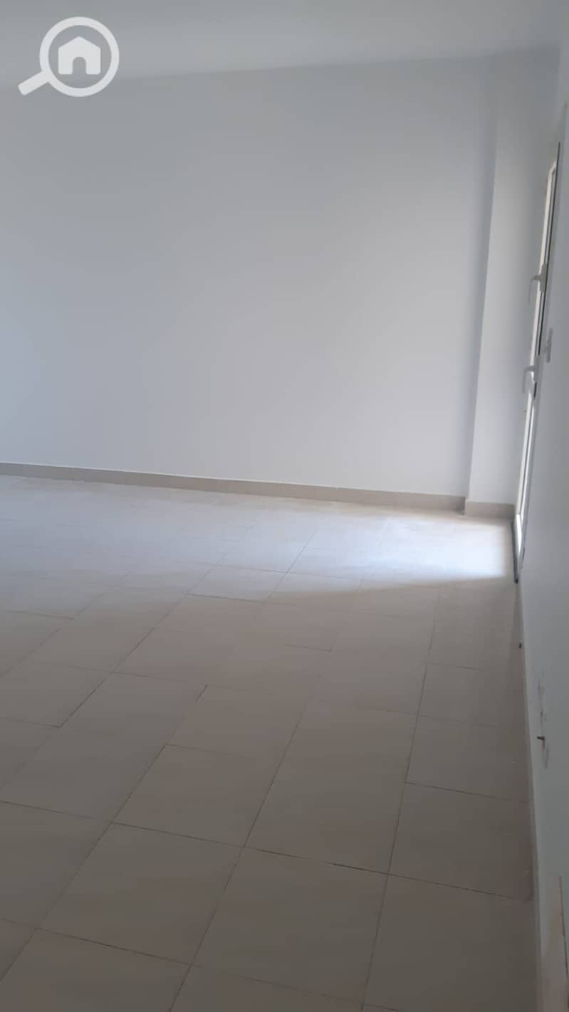 4 WhatsApp Image 2025-11-17 at 2.28. 48 PM. jpeg