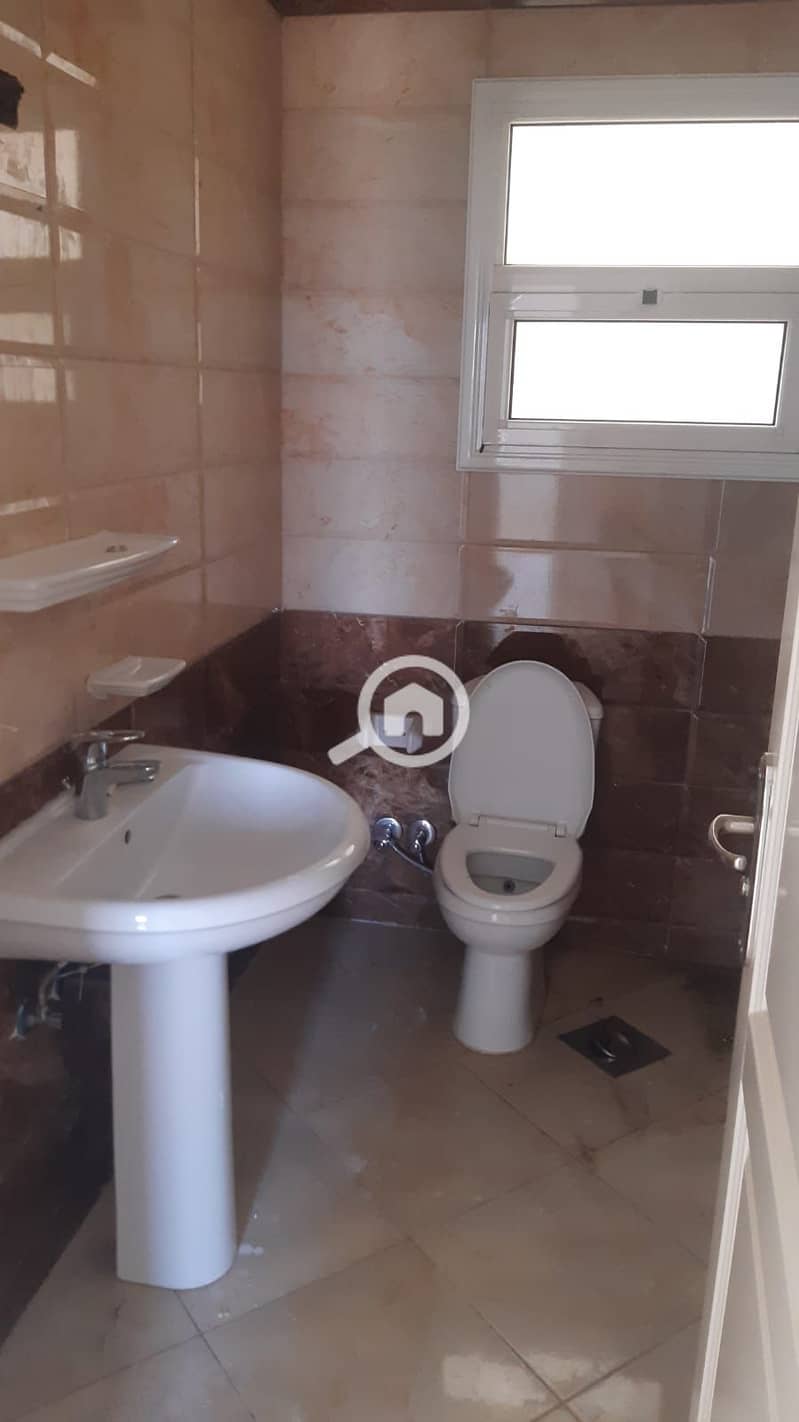 7 WhatsApp Image 2025-11-17 at 2.28. 47 PM (1). jpeg