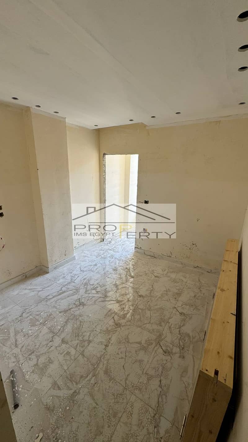 3 7fff19c8-1320-4496-af09-8b3e0c5d80c4. jpg