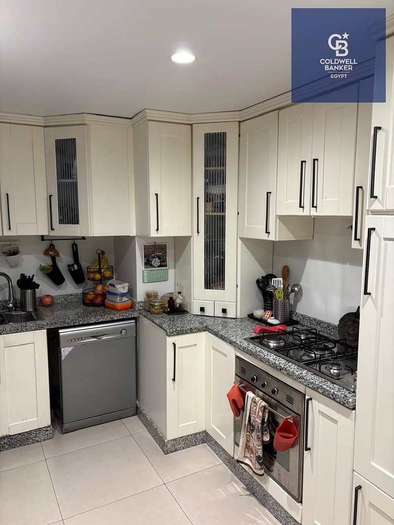 8 0b9b80d4-399b-44bb-b91a-d6850f39eda4. jpeg