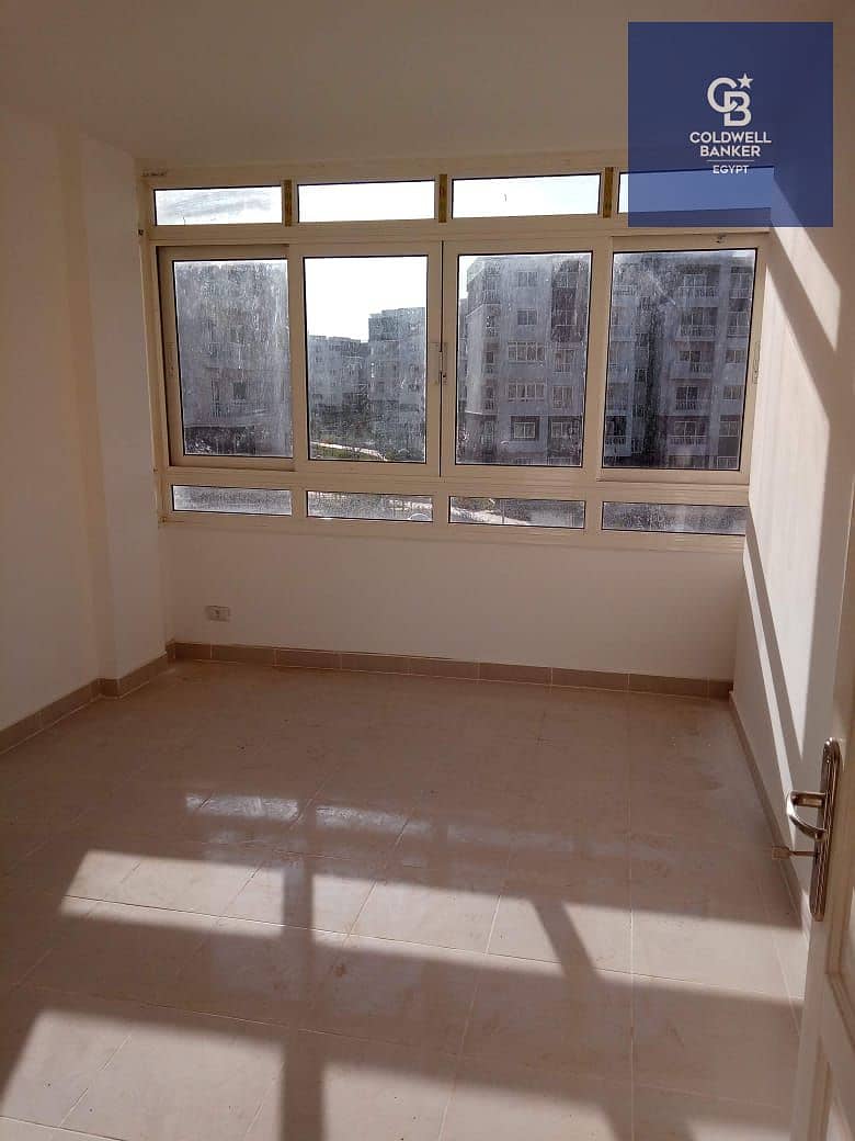 4 bb9eb2e2-8c9b-41d0-ae1e-5fc2250c96e6. jpeg